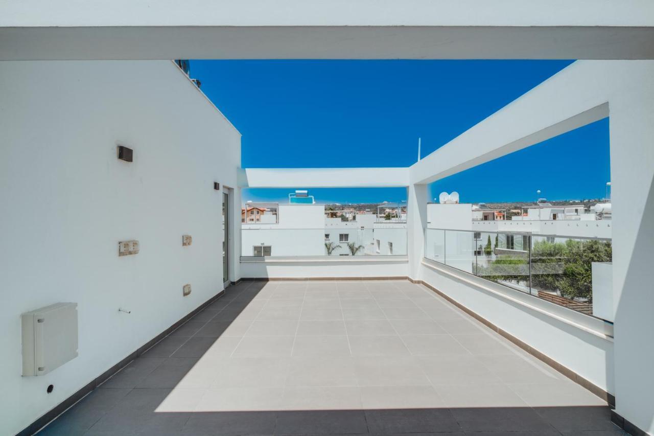 In Style In Modern 3 Bedroom Near Nissi & Square * Aya Napa